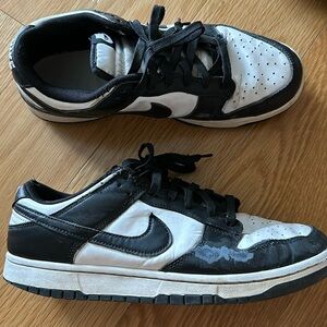 AUTHENTIC Nike Dink low Black White